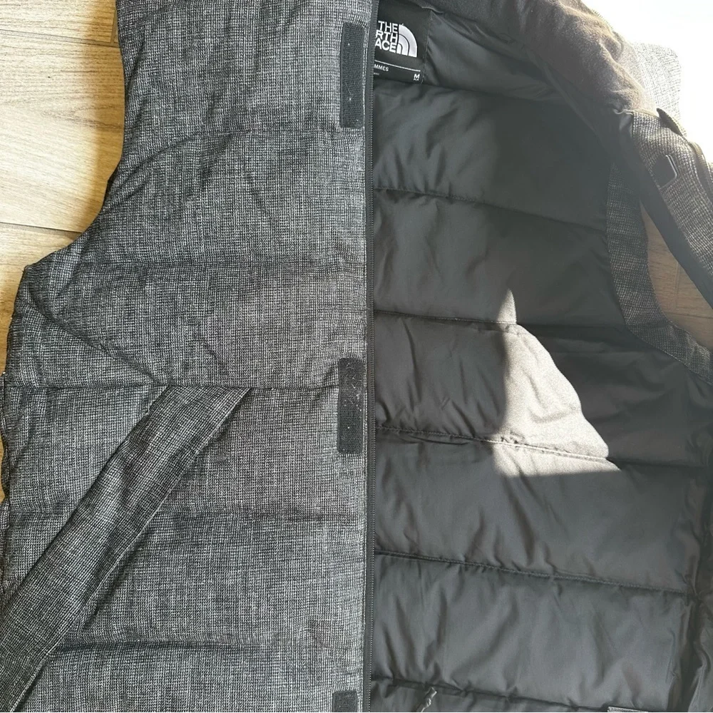 The North Face Charcoal Gray Men's Vest